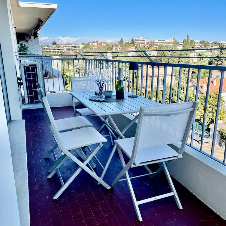 Superb top floor, sea and mountain view - Appartement - Vue sur Mer - 8