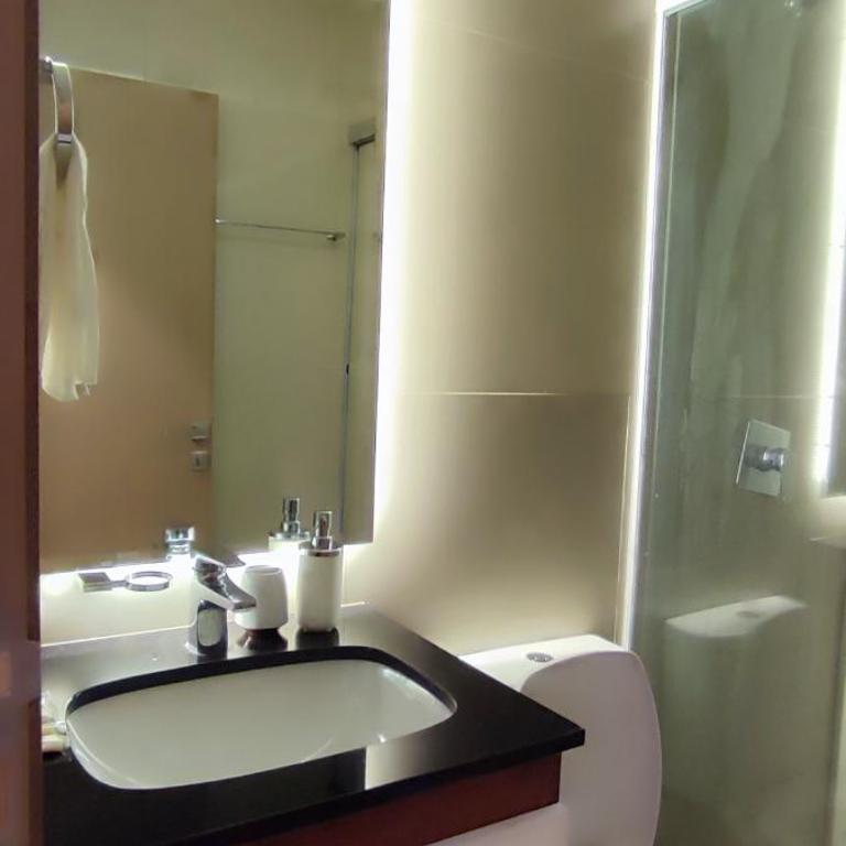 APARTAMENTO COMODO EN EQUIPETROL TOTALMENTE AMOBLADO CON 2TVS CON NETFLIX, PISCINA TEMPERADA, GYM, CINE y PARQUEO cerca de Mall Ventura, Cines, restaurants y supermercados - One-Bedroom Apartment - 30