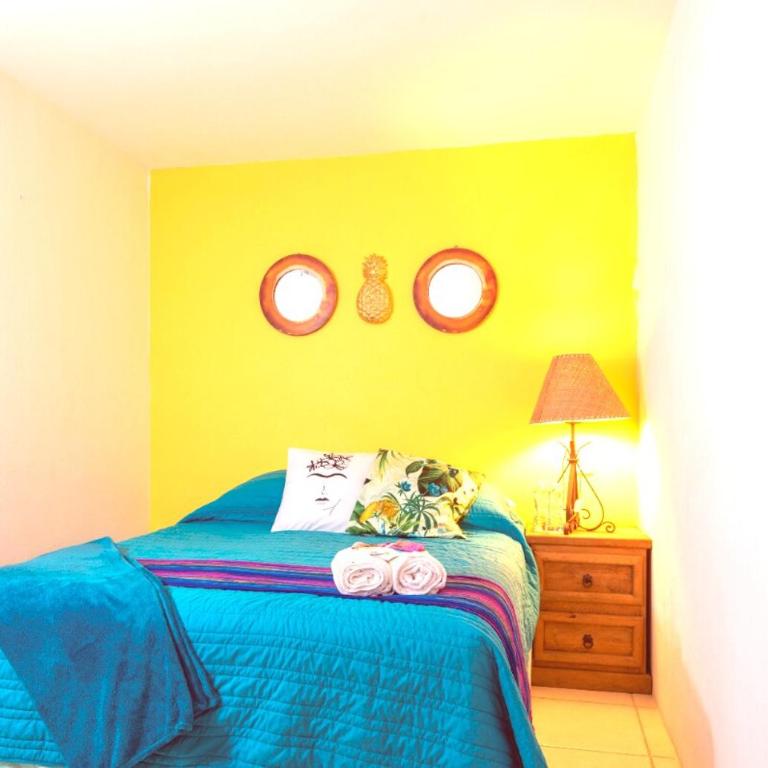 Ocean View 2BR Apt at Resort, 1 Block to the Beach - Apartamento de 2 dormitorios con balcón y vistas al mar - 9