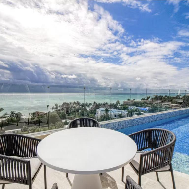 Luxury 1BR condo-Amazing Oceanviews Prime location close to beach - One-Bedroom Apartment with Sea View and Terrace - 61