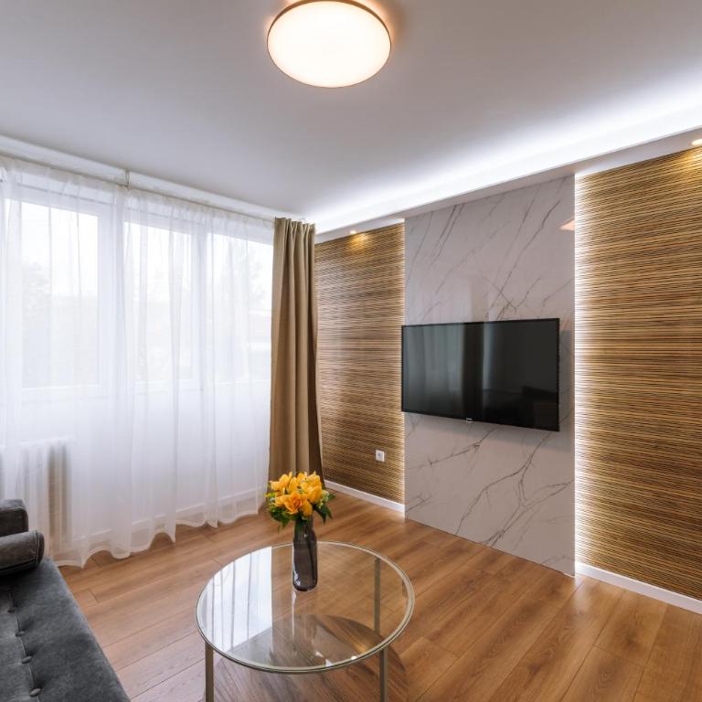 Marshal Autokomanda - One-Bedroom Apartment - 4