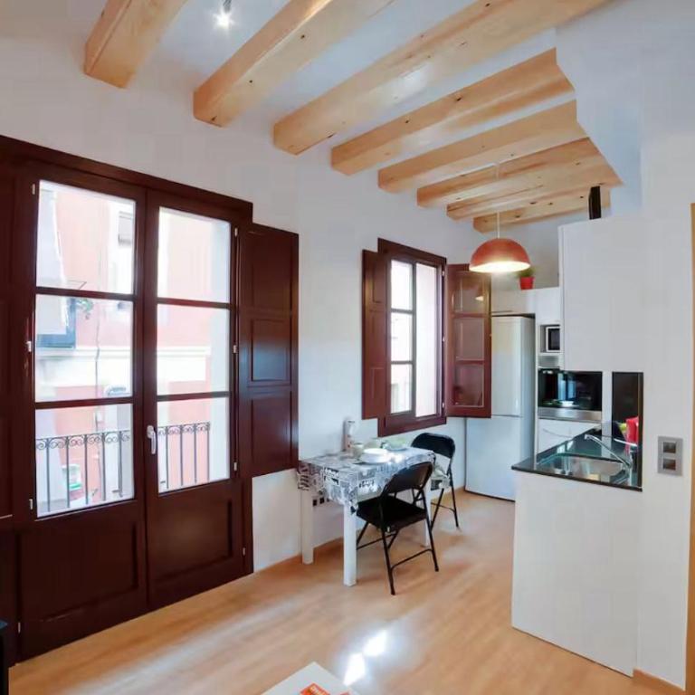 Barceloneta Beach 1 - One-Bedroom Apartment - 6