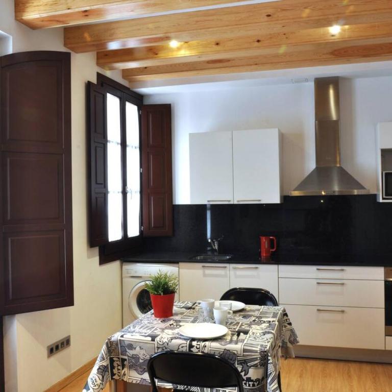Barceloneta Beach 1 - One-Bedroom Apartment - 7