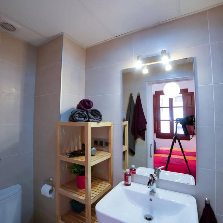 Barceloneta Beach 1 - One-Bedroom Apartment - 8