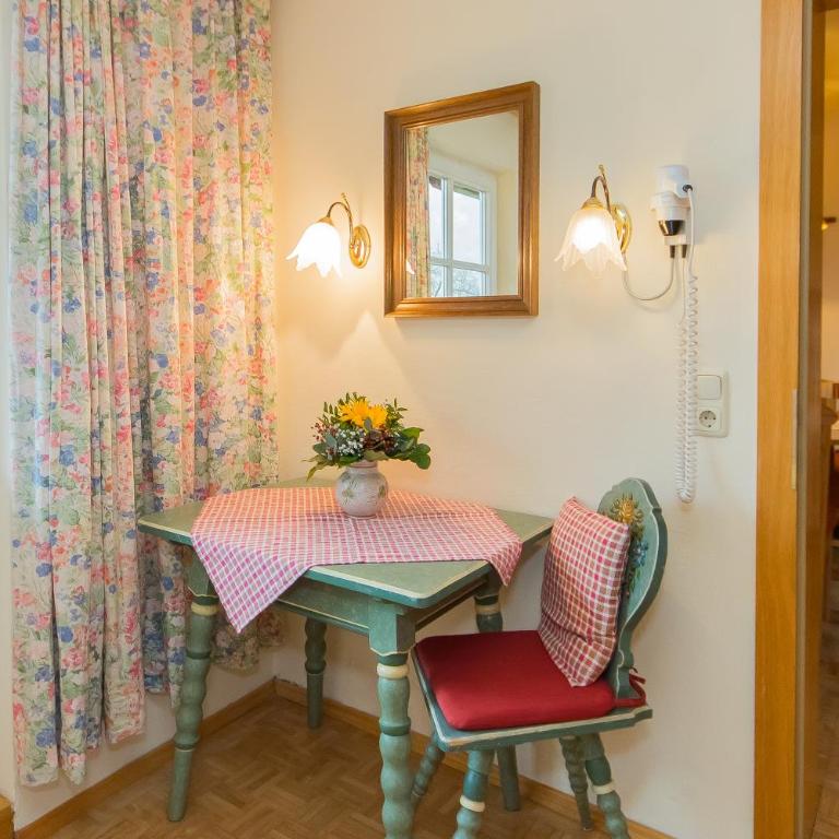 Amosergut Appartements - Apartment mit 1 Schlafzimmer und Balkon - 3