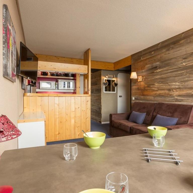Appartement ski aux pieds avec balcon et wifi - FR-1-346-440 - Appartement - 1