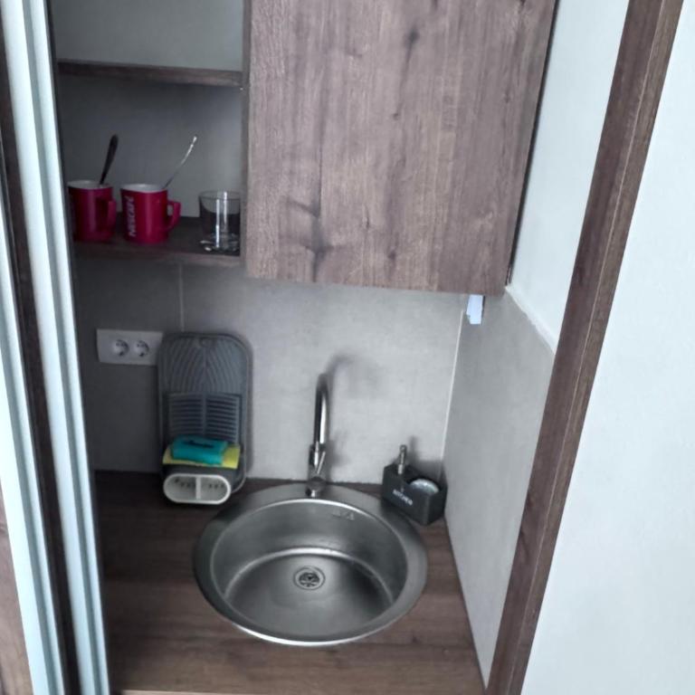 V Apartmani 1 - One-Bedroom Apartment - 7