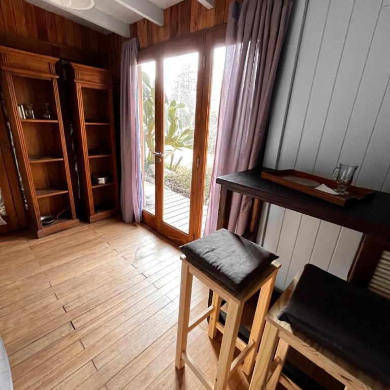 Cabaña vista a la sierra rodeada de verde - Casa con 1 dormitorio - 2
