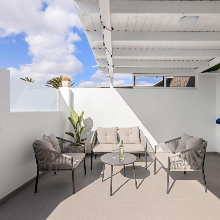 Ferlen House Ocean Breeze Retreat in Playa Honda - Apartamento - 22