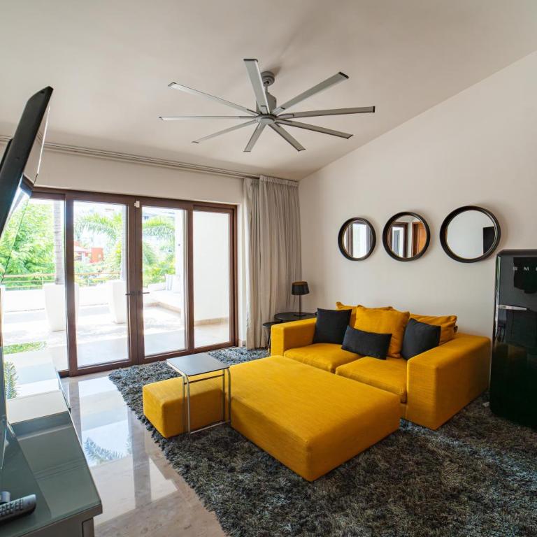 Luxury Villa Waterfront - Villa - 13