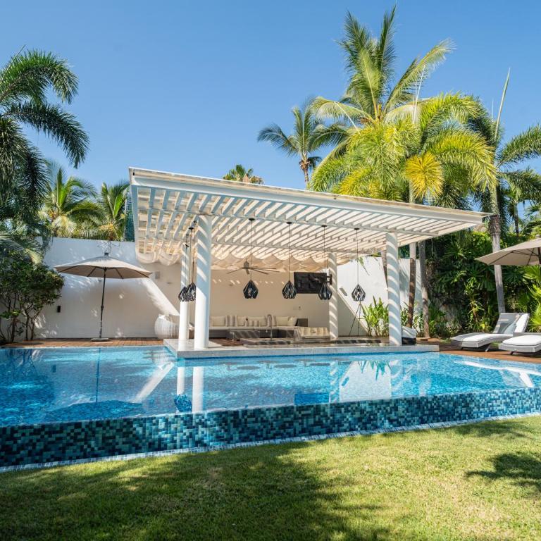 Luxury Villa Waterfront - Villa - 21