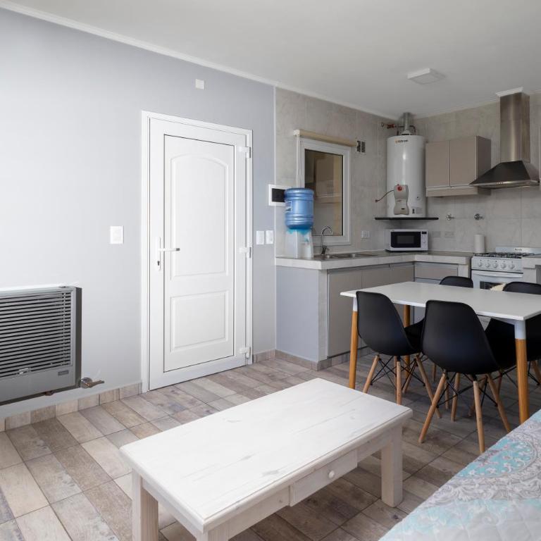 Complejo Turistico Paralelo 42 - Two-Bedroom House - 4