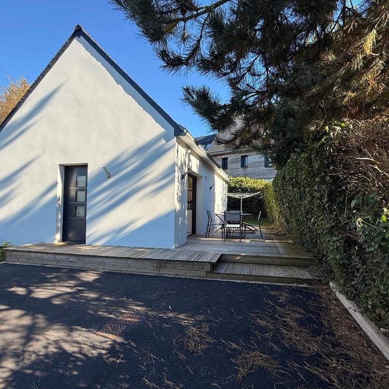 Maison à 50m de la plage et du sentier côtier GR34 au Cabellou - Maison 2 Chambres - 3