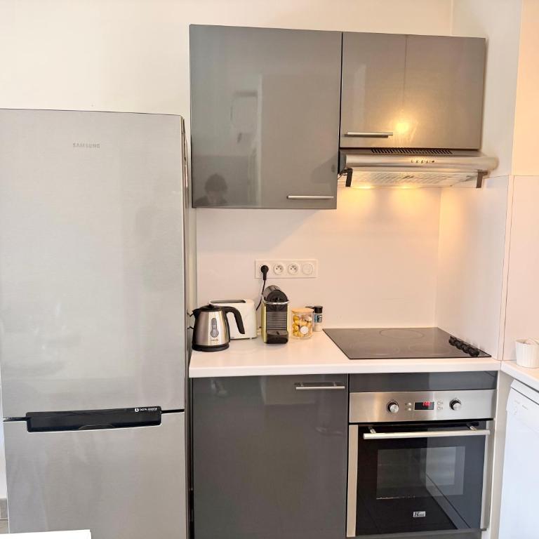 T2 - piscine - garage privé - 5 min de Cannes - Appartement 1 Chambre - 12