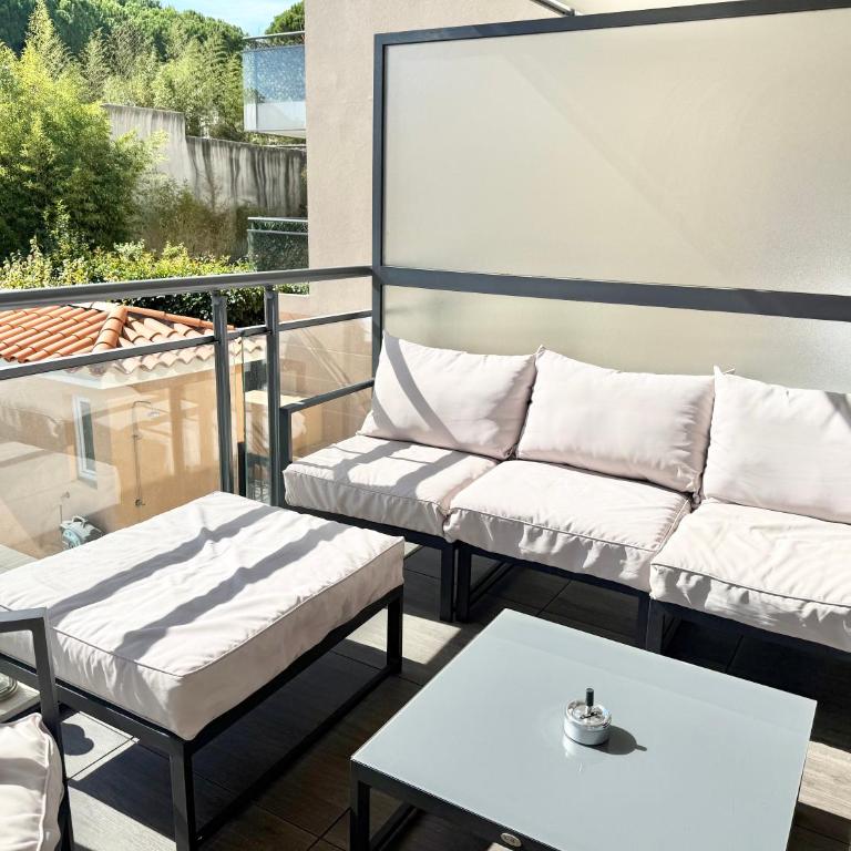 T2 - piscine - garage privé - 5 min de Cannes - Appartement 1 Chambre - 30