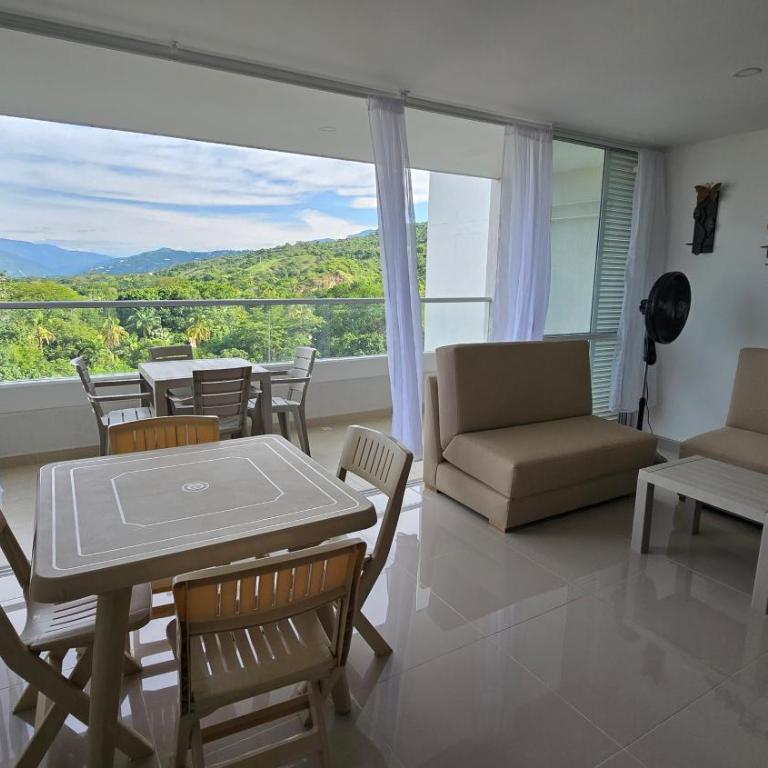 Relájate y Disfruta, Apartamento con Piscina, Tobogán y Vista Espectacular en Santa Fé de Antioquia - Two-Bedroom Apartment - 15
