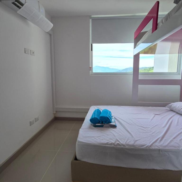 Relájate y Disfruta, Apartamento con Piscina, Tobogán y Vista Espectacular en Santa Fé de Antioquia - Two-Bedroom Apartment - 12