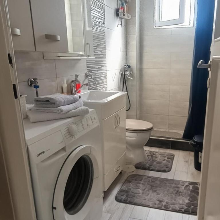 Cosy Central Studio Jana - One-Bedroom Apartment - 31