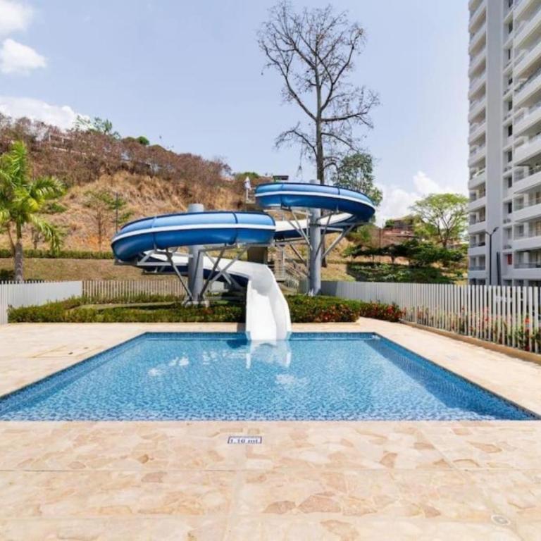 Relájate y Disfruta, Apartamento con Piscina, Tobogán y Vista Espectacular en Santa Fé de Antioquia - Two-Bedroom Apartment - 16