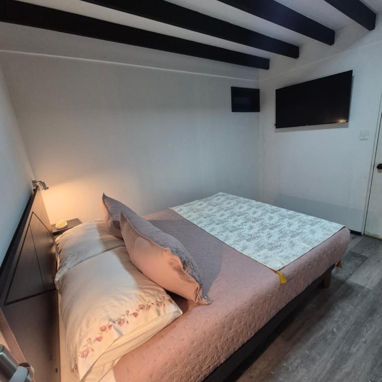 Pieza independiente con baño privado - Habitación Doble - 3