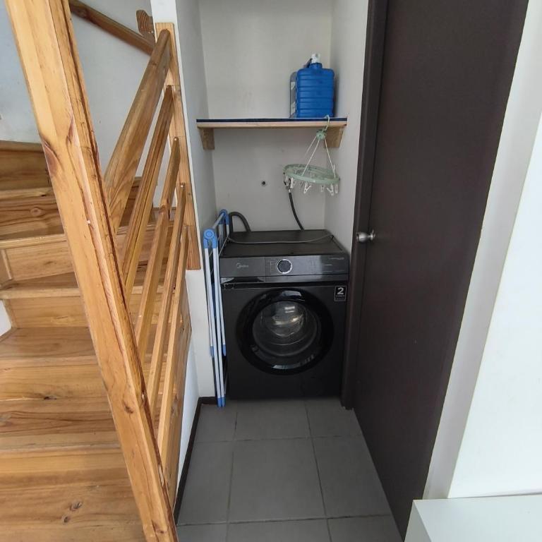 Casa con estacionamiento linares - Three-Bedroom House - 26