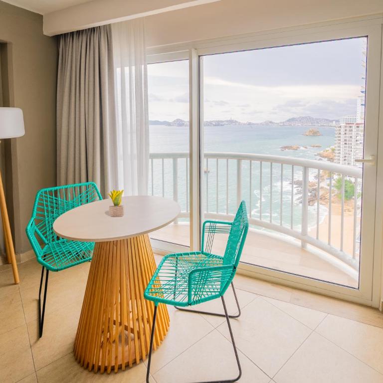 Hotel Amares Acapulco - Habitación Estándar Confort con vistas parciales al mar - 3