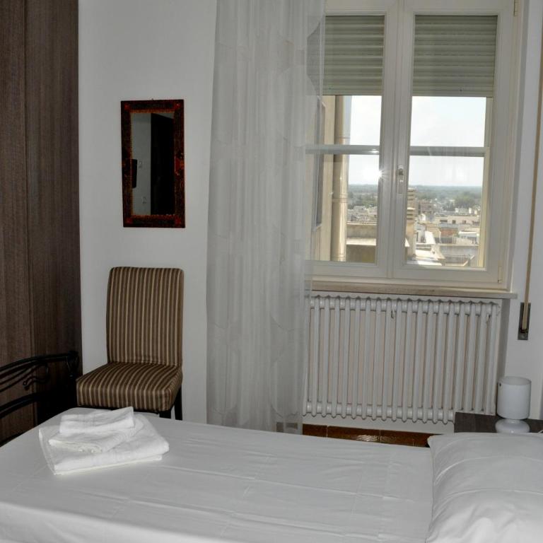 B&B da LEO - Camera Doppia con Letti Singoli con Bagno Privato - 4