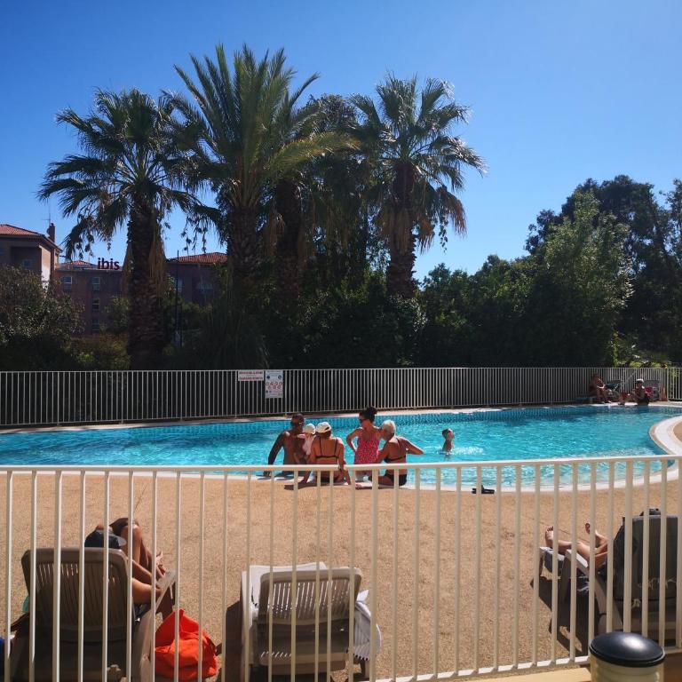 Le Victoria-Centre ville-Piscine-Parking privé-Wi-Fi - Appartamento con 2 Camere da Letto - 1