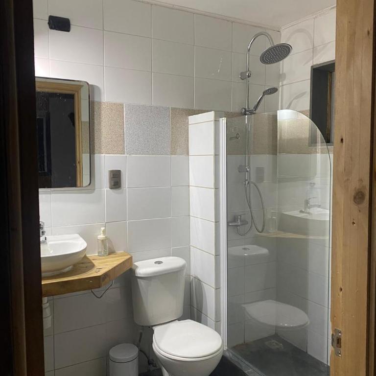 Posada de Expediciones Kahuel - Habitación Doble con baño privado - 3