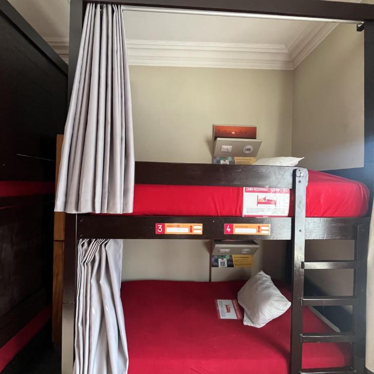Pariwana Hostel Lima - Pod Deluxe in Mixed Dorm Ensuite (6 Beds) - 7