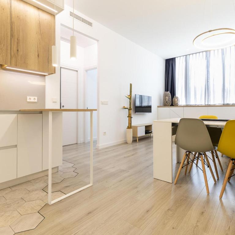 Sylvia: Apartamento renovado en Empuriabrava - ES-258-156 - Apartamento - 3
