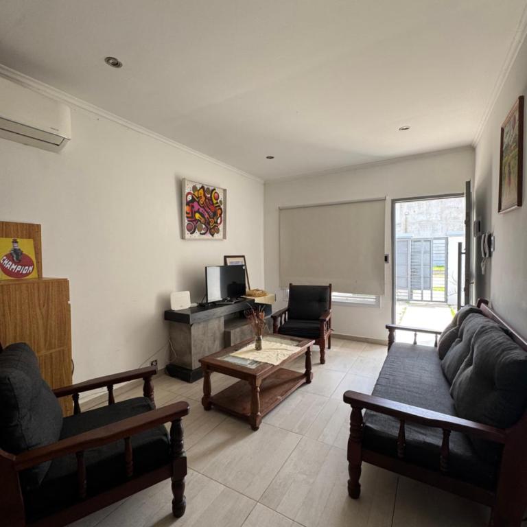 City bell 3 - Casa de 2 dormitorios - 2