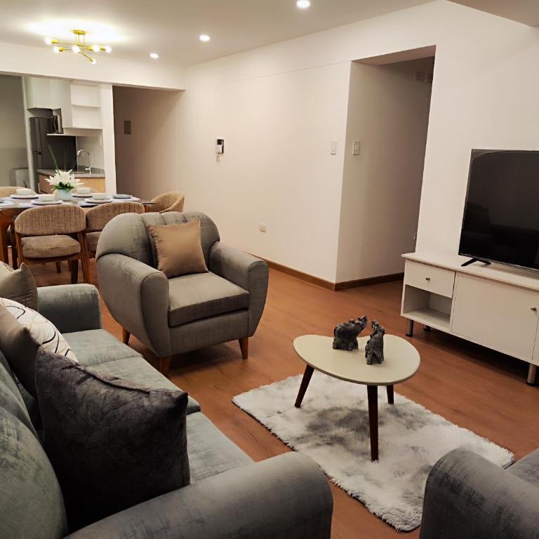 The Best Stay Cusco - DEPARTAMENTO CON UBICACIÓN TOP EN CUSCO ! - Three-Bedroom Apartment - 13