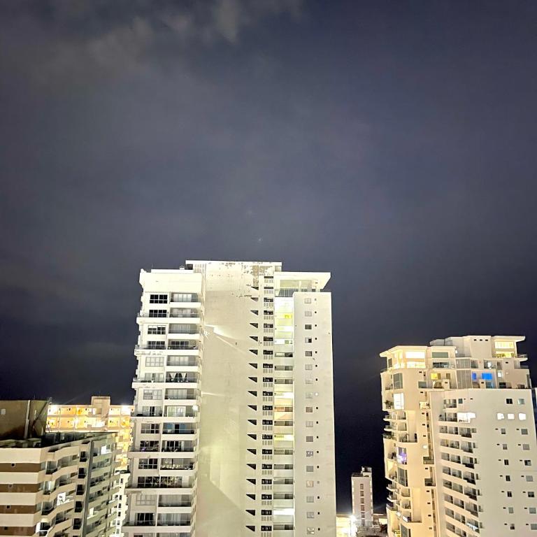 Exclusivo apto con vista al mar a 5 min del centro histórico - Apartamento de 3 dormitorios - 9