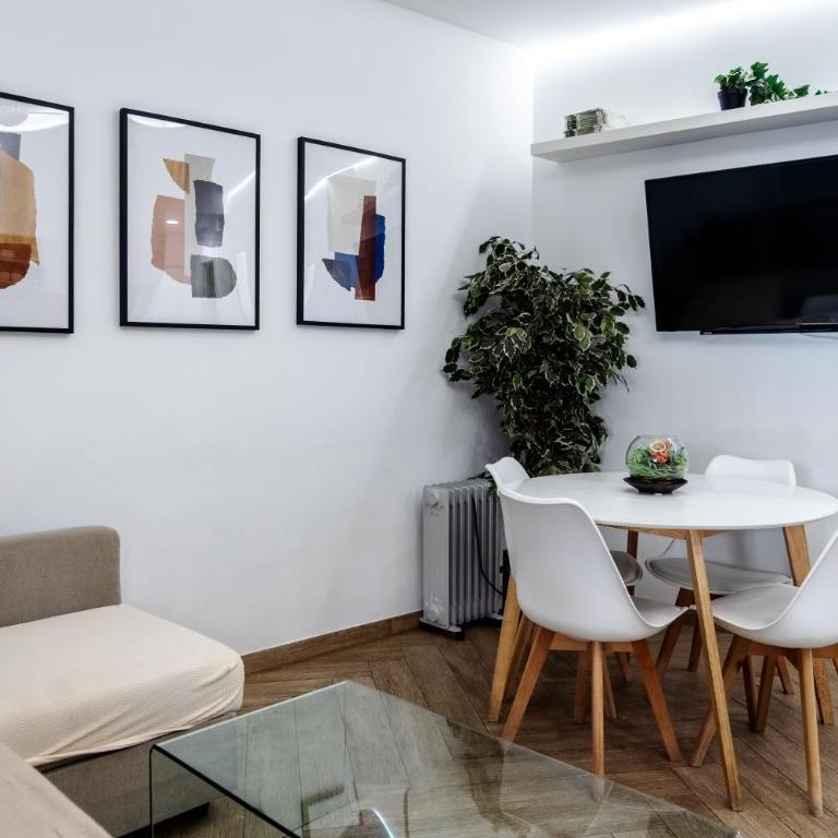 AR Embajadores 2 habitaciones, céntrico y bien comunicado - Two-Bedroom Apartment - 13