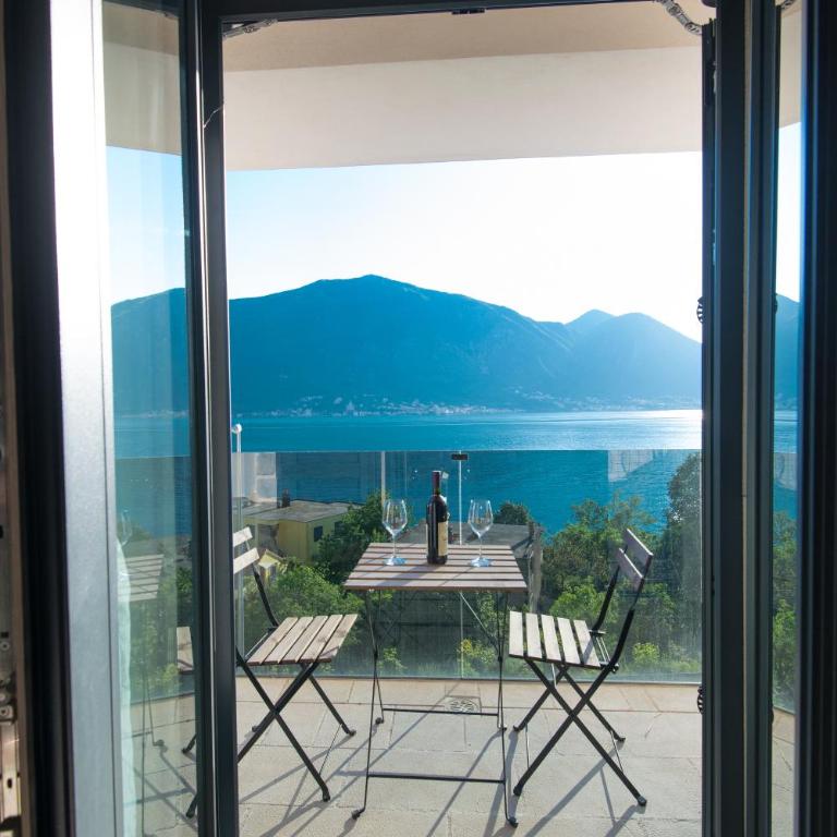 Deluxe Apartment Vista del Mare - Apartment with Balcony - 5