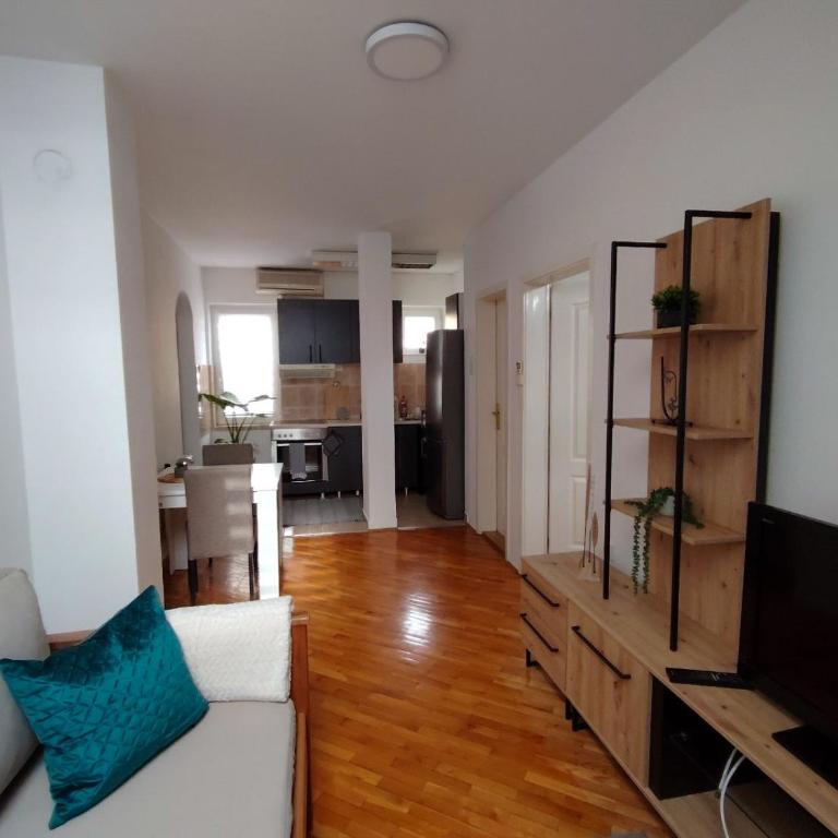 Apartman Matica Srpska sa garazom - Apartman sa 1 Spavaćom Sobom - 10
