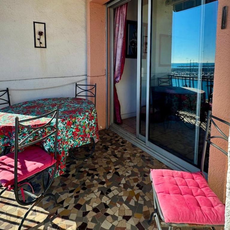 Large apartment with sea and port view - Apartment mit 2 Schlafzimmern - 6