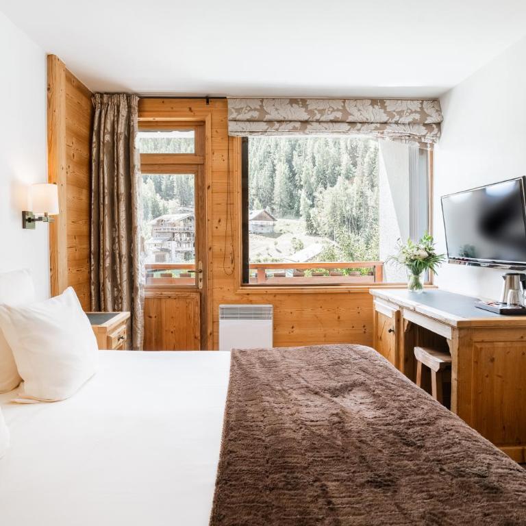 La Maison Hôtel Les Peupliers - Chambre Double avec Balcon Vue sur le Lac - 2