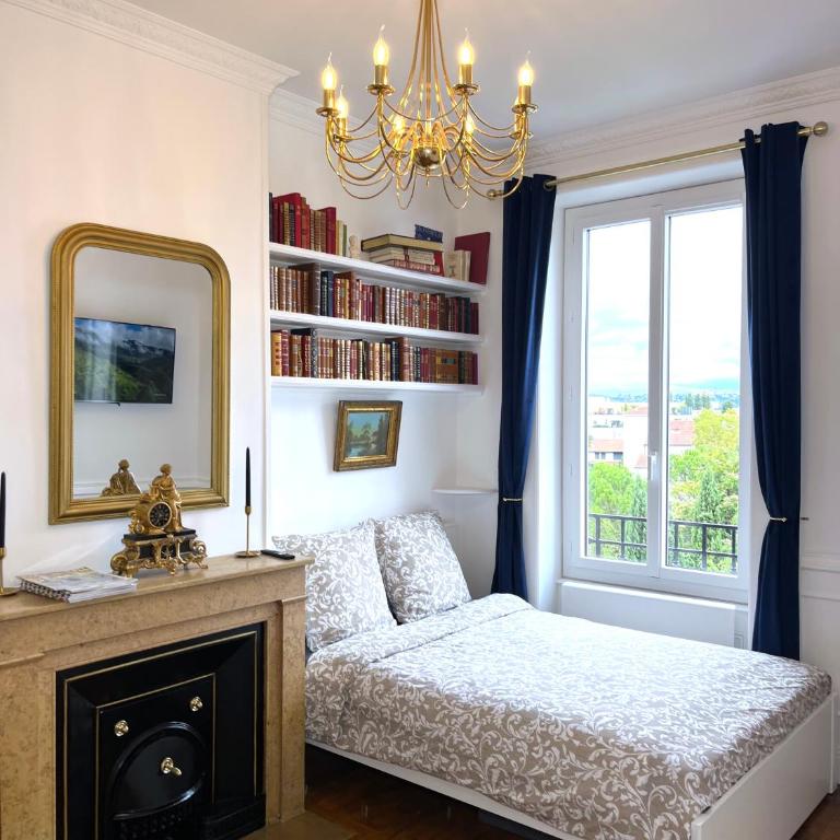 Appartement de charme - Parking privé gratuit - Métro proche - Cours Emile Zola - Appartement 1 Chambre - 4