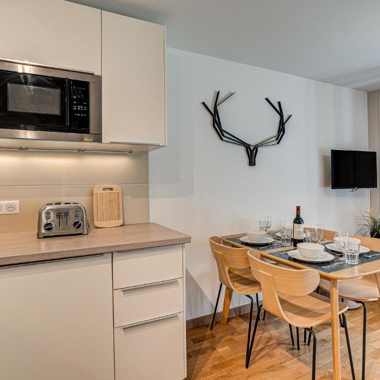 Apartment Fermes du Montenvers B11, Alpes Agency, Central Chamonix, Sleeps 4 - Appartamento con 2 Camere da Letto - 15
