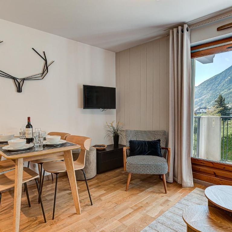 Apartment Fermes du Montenvers B11, Alpes Agency, Central Chamonix, Sleeps 4 - Appartamento con 2 Camere da Letto - 2