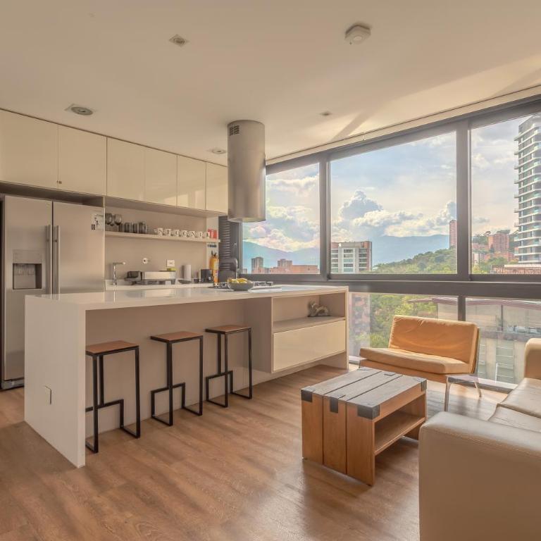 Lujo con piscina panorámica en El Poblado - Apartamento de 2 dormitorios - 5