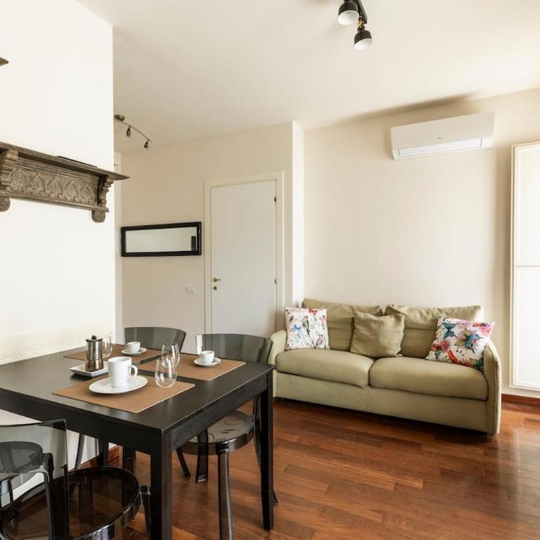 7 min dalla stazione - Centro Città - Appartamento con 1 Camera da Letto - 14