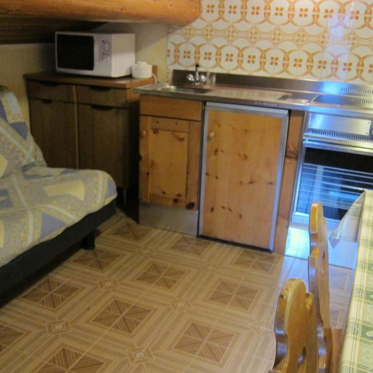 Chalet Del Sole per gruppi - Two-Bedroom Apartment - Attic - 5