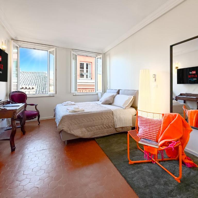 Attico d'Autore in Piazza con Vista Ghirlandina - Four-Bedroom Platinum Apartment - 18
