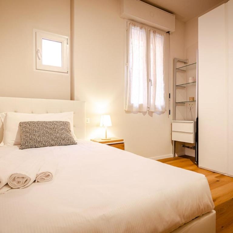 Ca' Bianchini - Three-Bedroom Apartment - 16