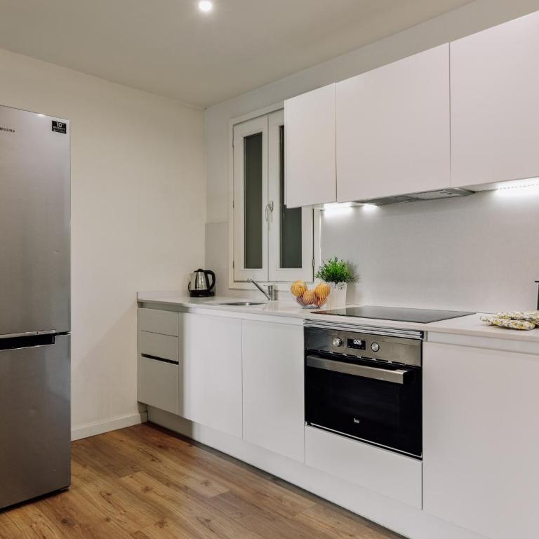 Ola Living Sant Antoni Market - Two-Bedroom Apartment - 8