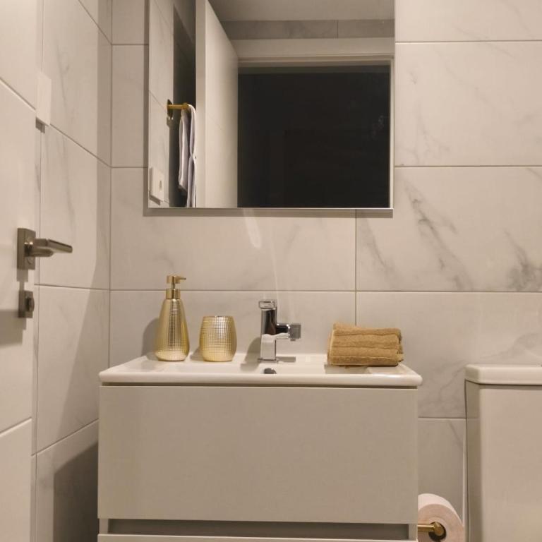 Modern Apartment with Terrace - Apartamento de 2 dormitorios - 24