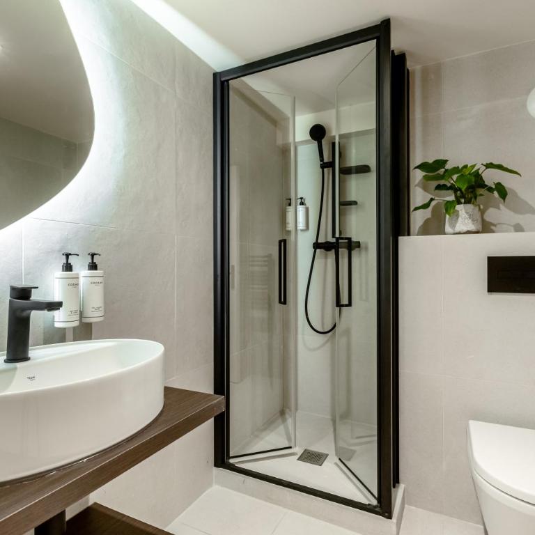 Le White by Sweett - Habitación con cama extragrande. - 5